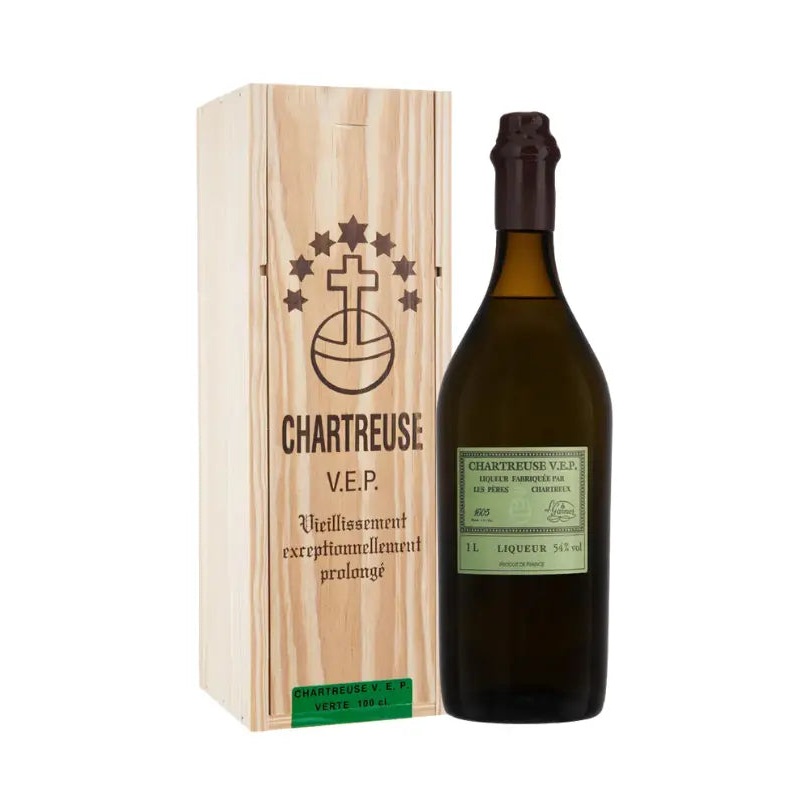 Chartreuse V.E.P. Green Liqueur 1L